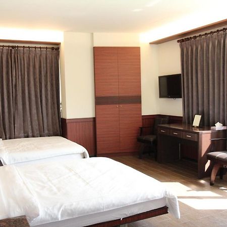 Bed and Breakfast Lu Fang View Donggang Exterior foto